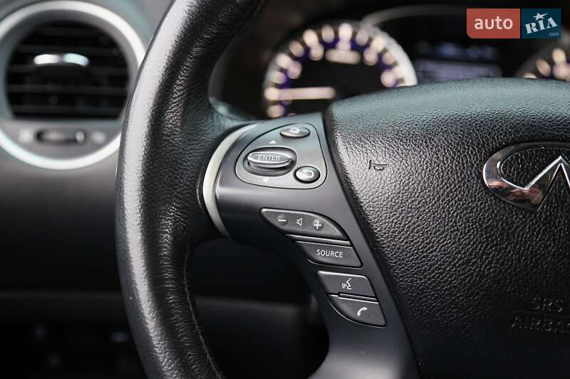 Позашляховик / Кросовер Infiniti QX60 2015 в Києві