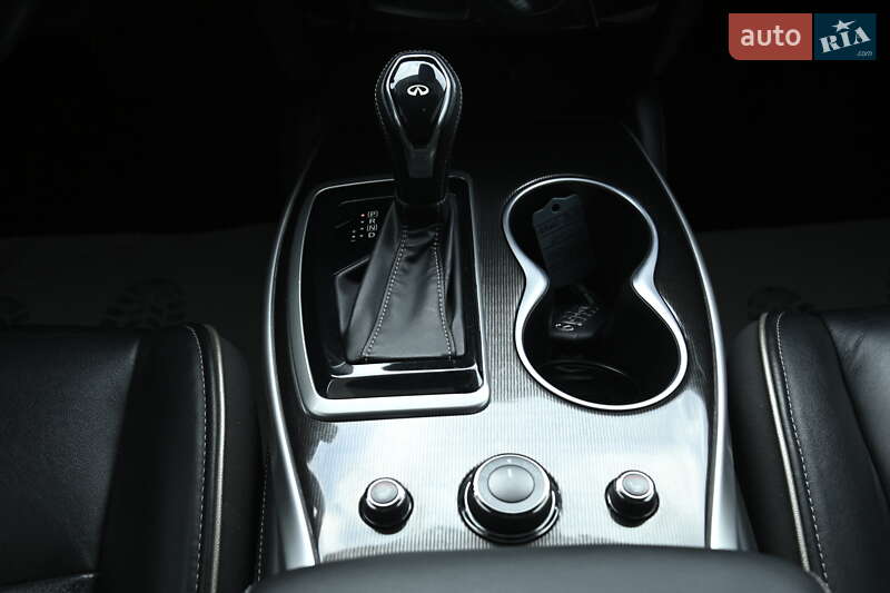 Внедорожник / Кроссовер Infiniti QX60 2020 в Бердичеве