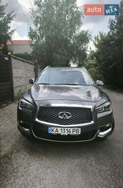 Внедорожник / Кроссовер Infiniti QX60 2018 в Красноселке