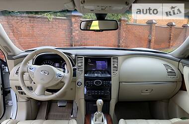 Внедорожник / Кроссовер Infiniti QX70 2013 в Кривом Роге