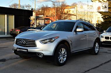 Внедорожник / Кроссовер Infiniti QX70 2015 в Харькове