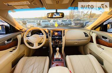 Позашляховик / Кросовер Infiniti QX70 2014 в 