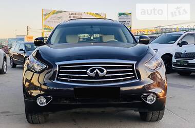 Позашляховик / Кросовер Infiniti QX70 2014 в 