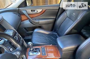 Позашляховик / Кросовер Infiniti QX70 2012 в 