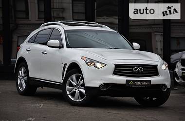 Внедорожник / Кроссовер Infiniti QX70 2013 в Киеве