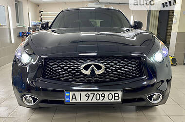 Внедорожник / Кроссовер Infiniti QX70 2016 в Киеве