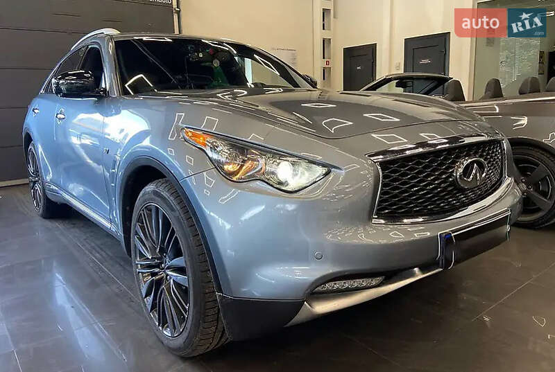 Внедорожник / Кроссовер Infiniti QX70 2016 в Одессе