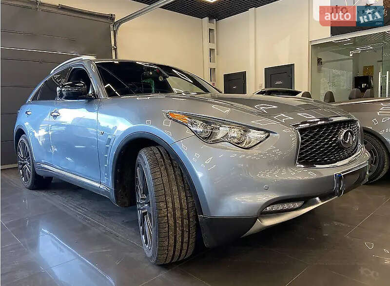 Внедорожник / Кроссовер Infiniti QX70 2016 в Одессе