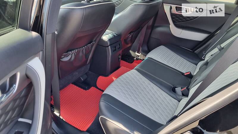 Позашляховик / Кросовер Infiniti QX70 2016 в Хмельницькому фото 23 Позашляховик / Кросовер Infiniti QX70 2016 в Хмельницькому