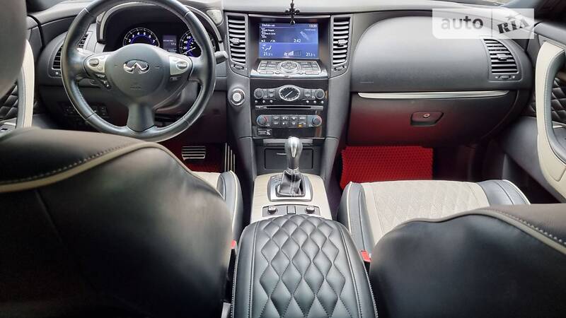Позашляховик / Кросовер Infiniti QX70 2016 в Хмельницькому фото 75 Позашляховик / Кросовер Infiniti QX70 2016 в Хмельницькому