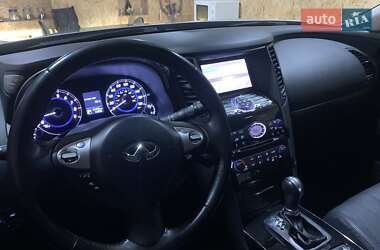 Внедорожник / Кроссовер Infiniti QX70 2017 в Запорожье