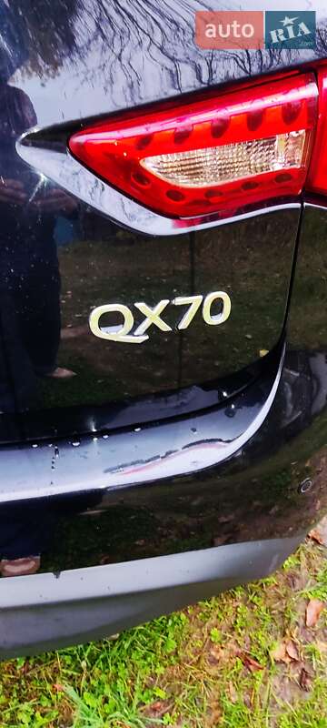 Внедорожник / Кроссовер Infiniti QX70 2014 в Харькове