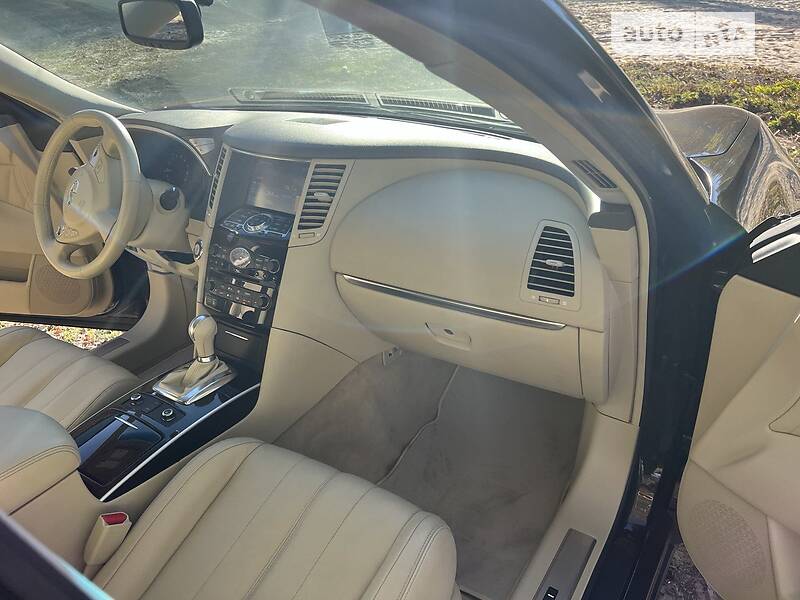 Позашляховик / Кросовер Infiniti QX70 2016 в Черкасах