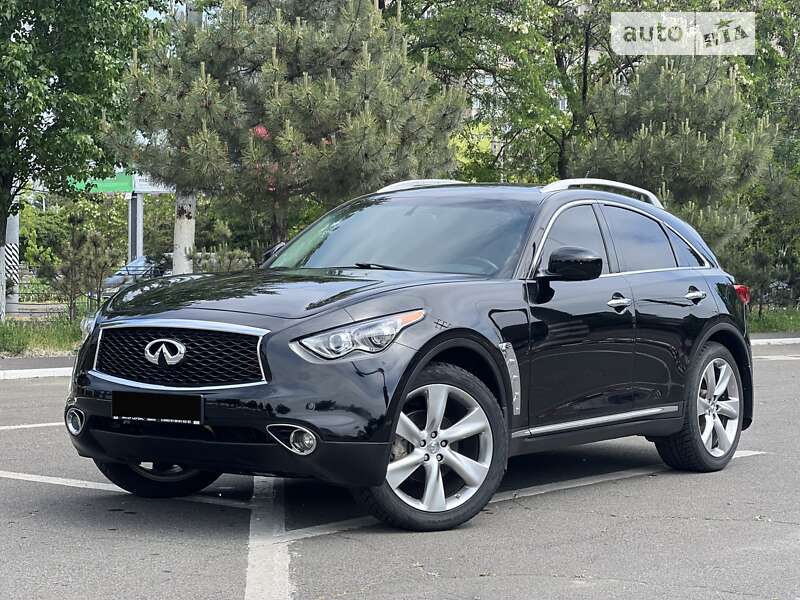 Внедорожник / Кроссовер Infiniti QX70 2013 в Одессе