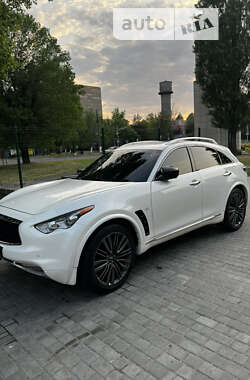 Внедорожник / Кроссовер Infiniti QX70 2017 в Кременчуге