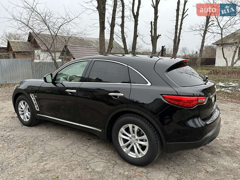 Внедорожник / Кроссовер Infiniti QX70 2016 в Киеве