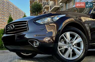 Внедорожник / Кроссовер Infiniti QX70 2014 в Одессе