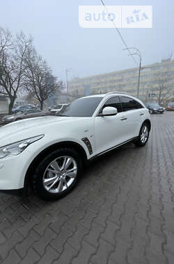 Позашляховик / Кросовер Infiniti QX70 2015 в Києві