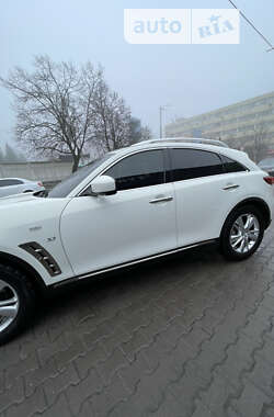 Позашляховик / Кросовер Infiniti QX70 2015 в Києві