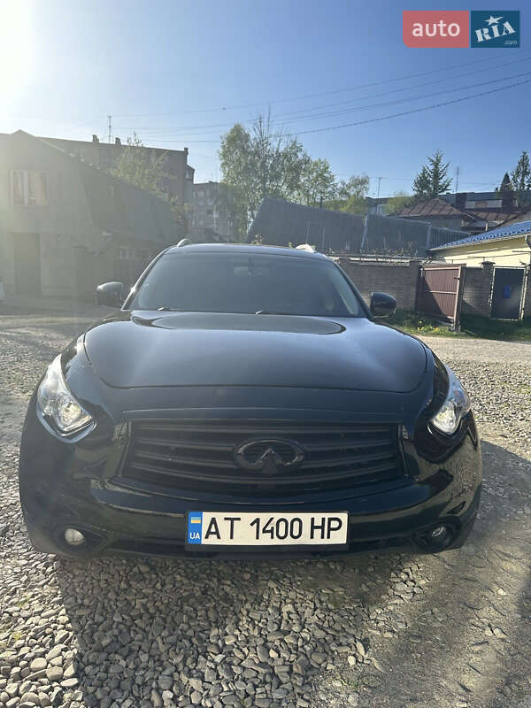 Внедорожник / Кроссовер Infiniti QX70 2015 в Ивано-Франковске