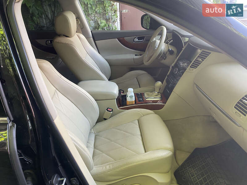 Внедорожник / Кроссовер Infiniti QX70 2015 в Днепре