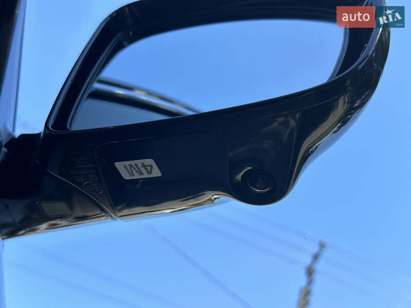 Внедорожник / Кроссовер Infiniti QX70 2016 в Киеве