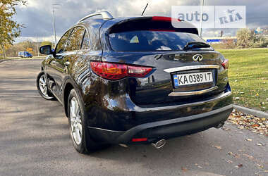 Внедорожник / Кроссовер Infiniti QX70 2016 в Киеве