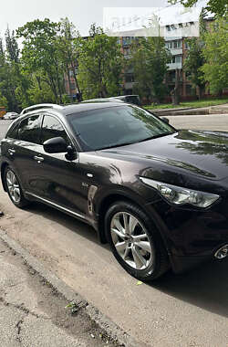 Внедорожник / Кроссовер Infiniti QX70 2013 в Кривом Роге