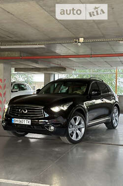 Внедорожник / Кроссовер Infiniti QX70 2013 в Одессе