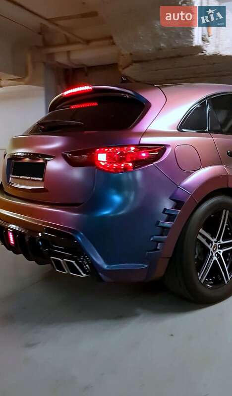 Внедорожник / Кроссовер Infiniti QX70 2015 в Запорожье