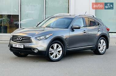 Позашляховик / Кросовер Infiniti QX70 2015 в Києві