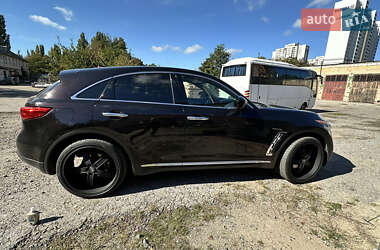 Внедорожник / Кроссовер Infiniti QX70 2016 в Одессе