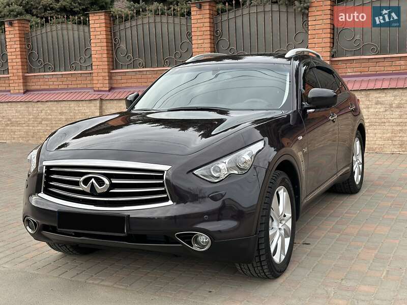 Infiniti QX70 2014