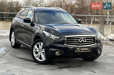 Внедорожник / Кроссовер Infiniti QX70 2014 в Киеве