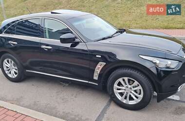 Седан Infiniti QX70 2013 в Києві