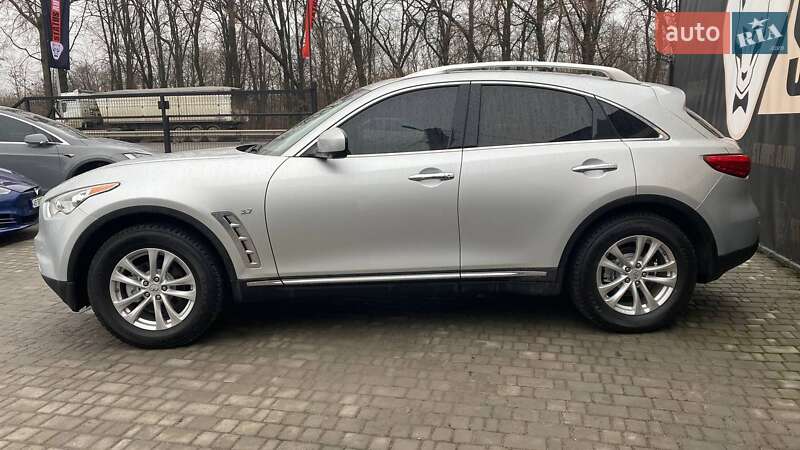 Внедорожник / Кроссовер Infiniti QX70 2014 в Виннице
