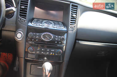 Внедорожник / Кроссовер Infiniti QX70 2013 в Виннице