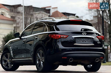 Внедорожник / Кроссовер Infiniti QX70 2015 в Одессе