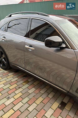 Внедорожник / Кроссовер Infiniti QX70 2016 в 
