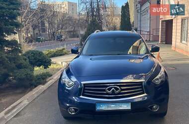 Внедорожник / Кроссовер Infiniti QX70 2014 в Киеве