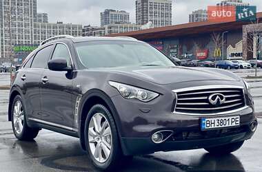 Внедорожник / Кроссовер Infiniti QX70 2014 в Киеве