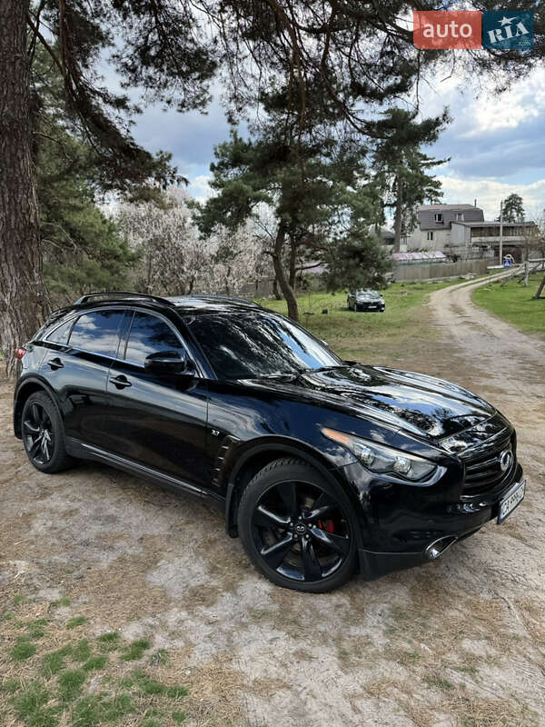 Внедорожник / Кроссовер Infiniti QX70 2016 в Черкассах