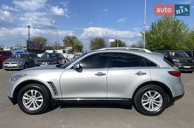 Внедорожник / Кроссовер Infiniti QX70 2015 в 
