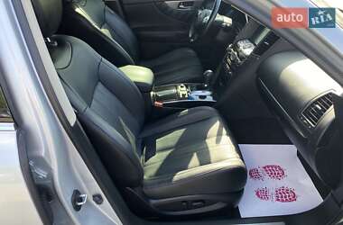 Внедорожник / Кроссовер Infiniti QX70 2015 в 