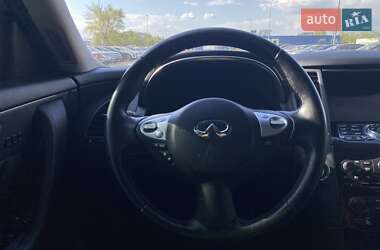 Внедорожник / Кроссовер Infiniti QX70 2015 в 