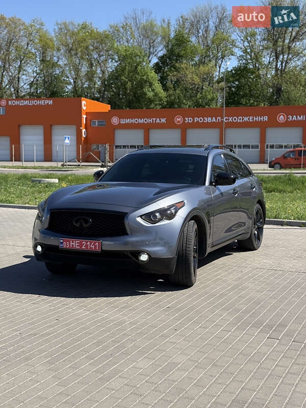 Infiniti QX70 2016