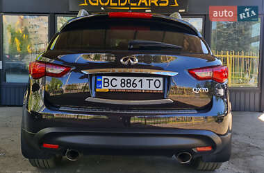 Позашляховик / Кросовер Infiniti QX70 2015 в 