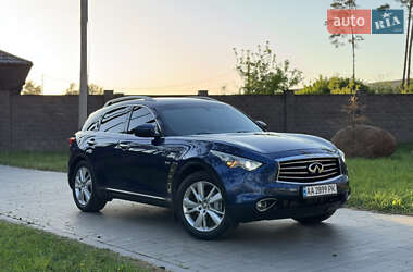 Внедорожник / Кроссовер Infiniti QX70 2014 в 