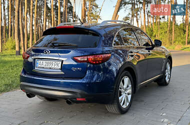 Внедорожник / Кроссовер Infiniti QX70 2014 в 