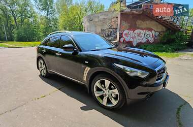 Внедорожник / Кроссовер Infiniti QX70 2013 в 